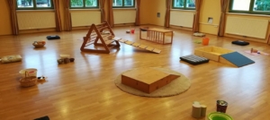 Kinderpartyraum Raaba Grambach mit Pikler Dreieck